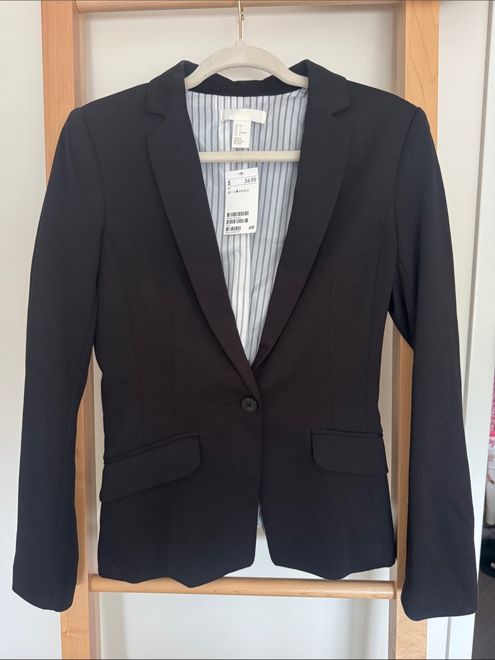 H&M Black Women's Tailored Single-Button Blazer Size 4